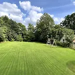 Gut Hardesby - Grosszuegig Mit Kamin & Tollem Garten