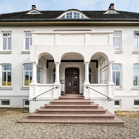 Appartamento Gut Hardesby - Grosszuegig Mit Kamin & Tollem Garten *