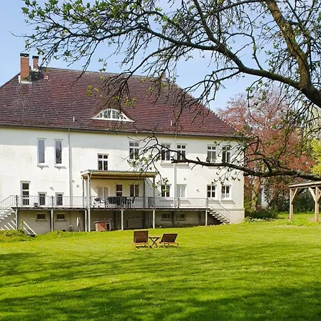 Gut Hardesby - Grosszuegig Mit Kamin & Tollem Garten Appartement