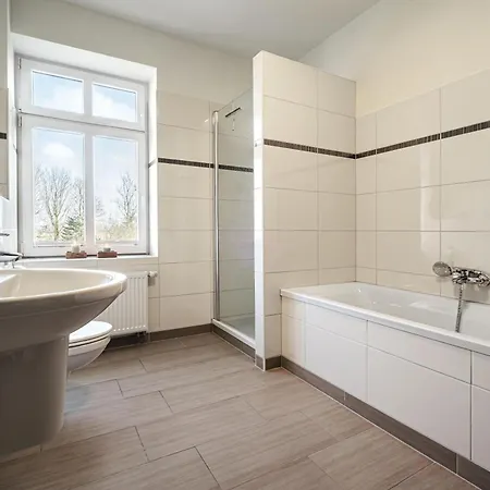 Gut Hardesby - Grosszuegig Mit Kamin & Tollem Garten *