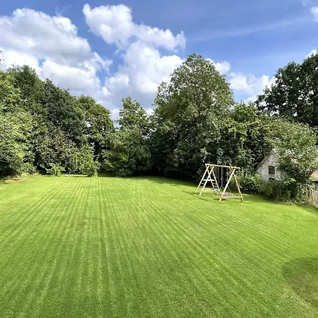 Gut Hardesby - Grosszuegig Mit Kamin & Tollem Garten